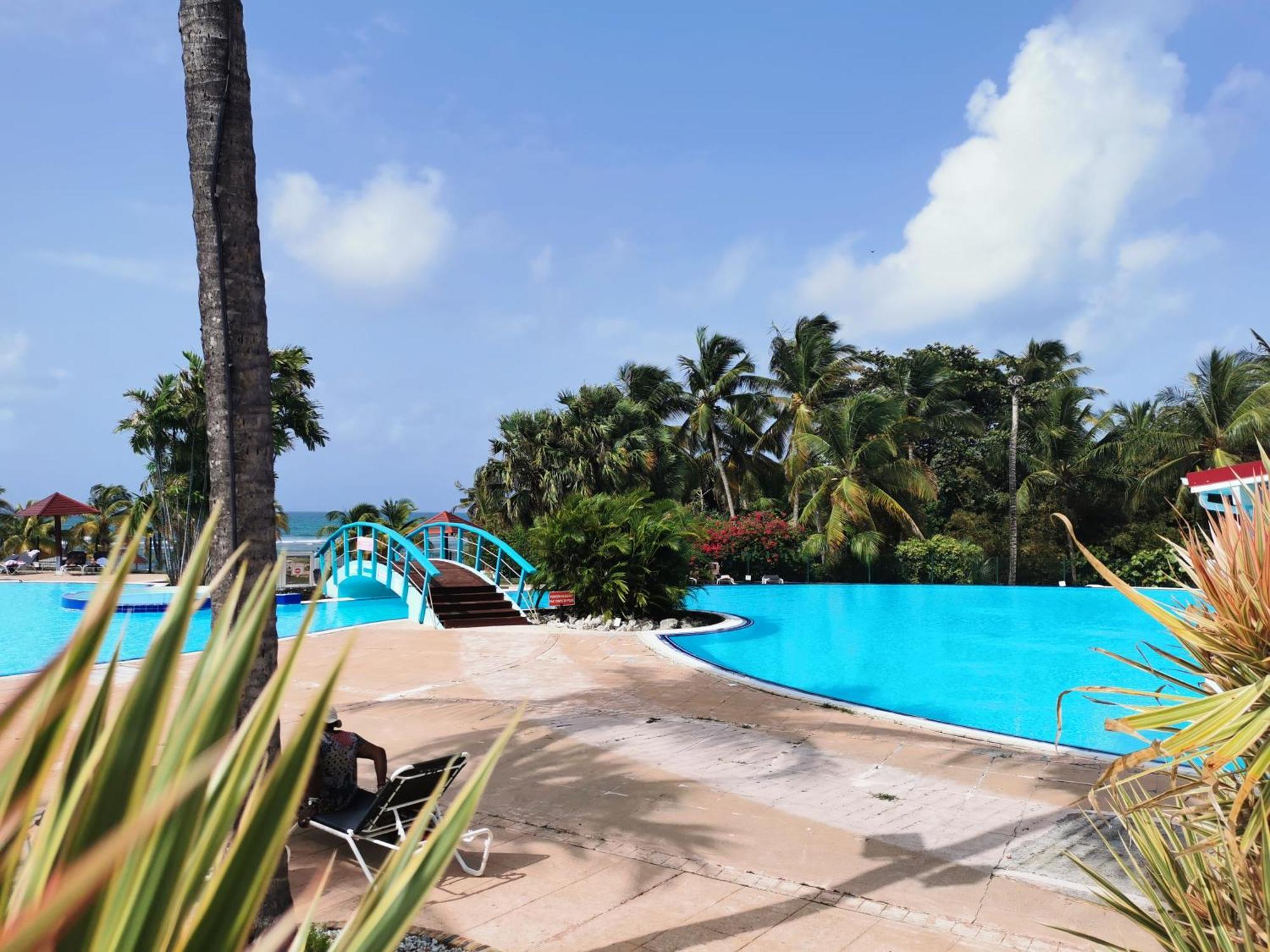 Appart T3 Village Vacances Sainte-Anne Courcelles Exterior photo