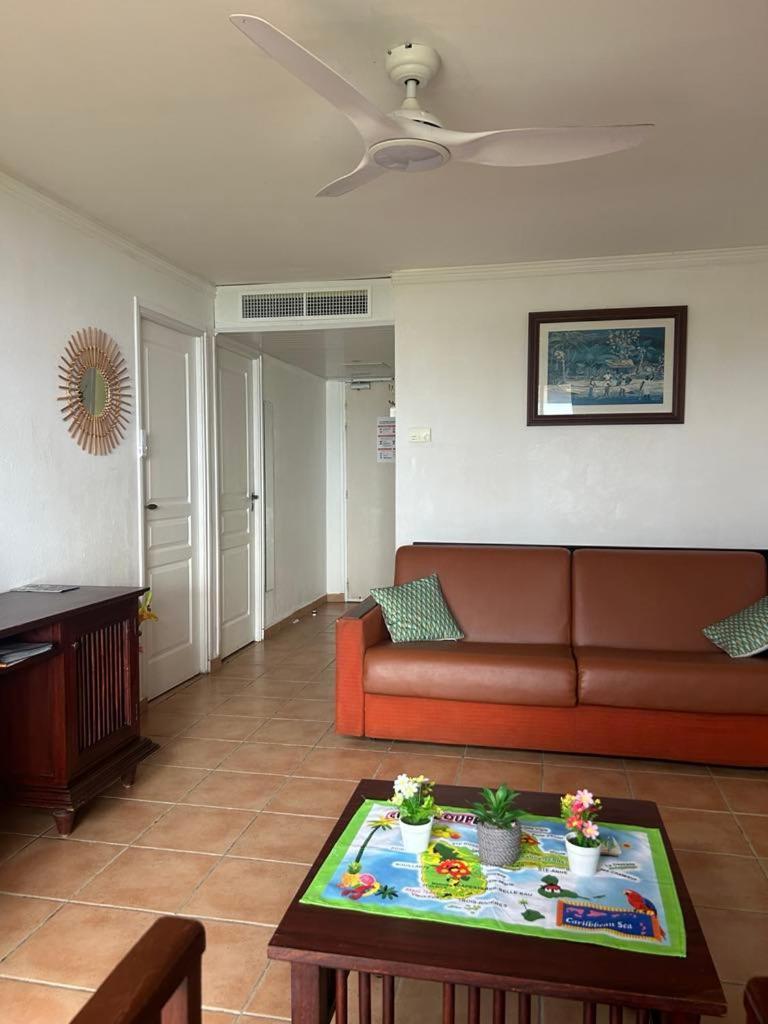 Appart T3 Village Vacances Sainte-Anne Courcelles Exterior photo